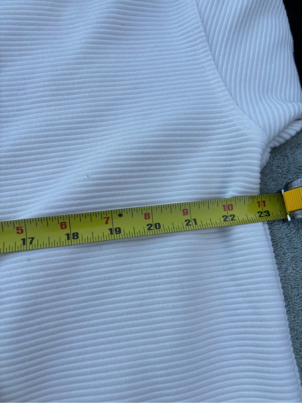 Zella Cream Quarter-Zip Ribbed Pullover - Picture 6 of 6